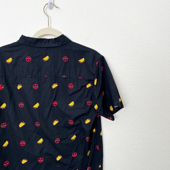 [Marvel] Deadpool Tacos Black Short Sleeve Button Down Shirt Size Small S - Picture 8 of 10